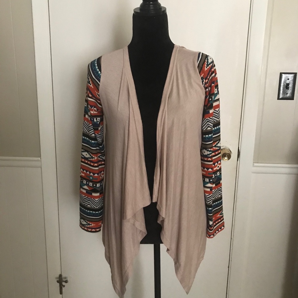 Closet Clean Out!! $5 Boutique Cardigan